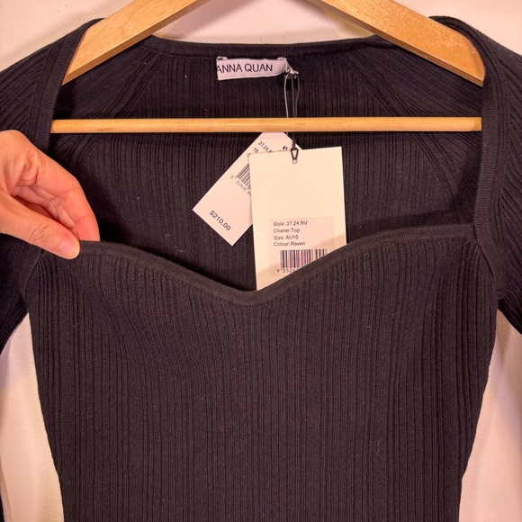 NWT Anna Quan Chanel Top - Picture 6 of 9